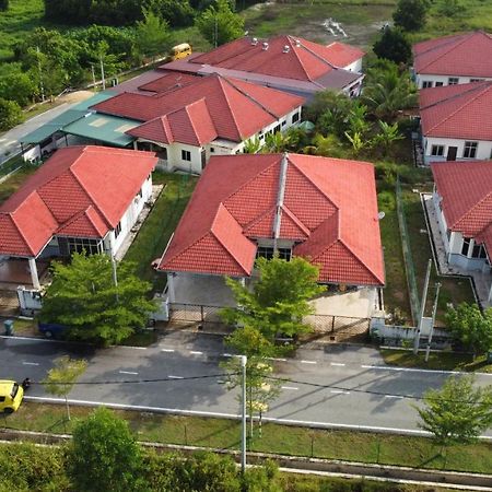 Kampong Paya Kerinau Patin Guest House @Desa Telok Ira, Temerloh Pahang מראה חיצוני תמונה