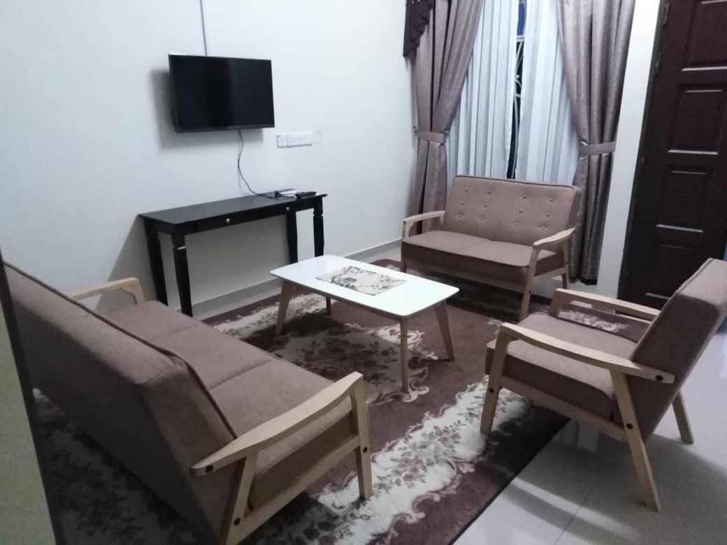 Kampong Paya Kerinau Patin Guest House @Desa Telok Ira, Temerloh Pahang מראה חיצוני תמונה